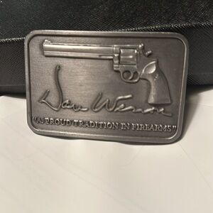Dan Wesson Arms 357 44 Magnum Firearm Gun Pistol Firearm Vintage Belt Buckle